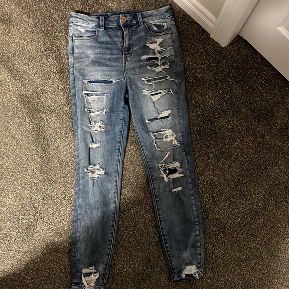 American eagle ripped jeans - Picture 2 of 6